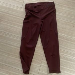 Nike Pro Hypercool Training Crop Tights - Burgundy Small